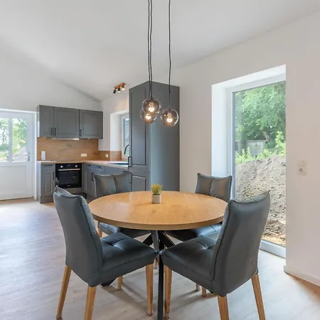 Huus Schopp * Kating